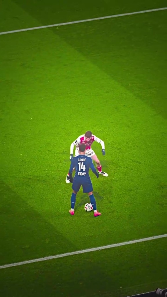 反向牛尾巴！慢鏡頭看杜埃這次極限博弈擺脫！